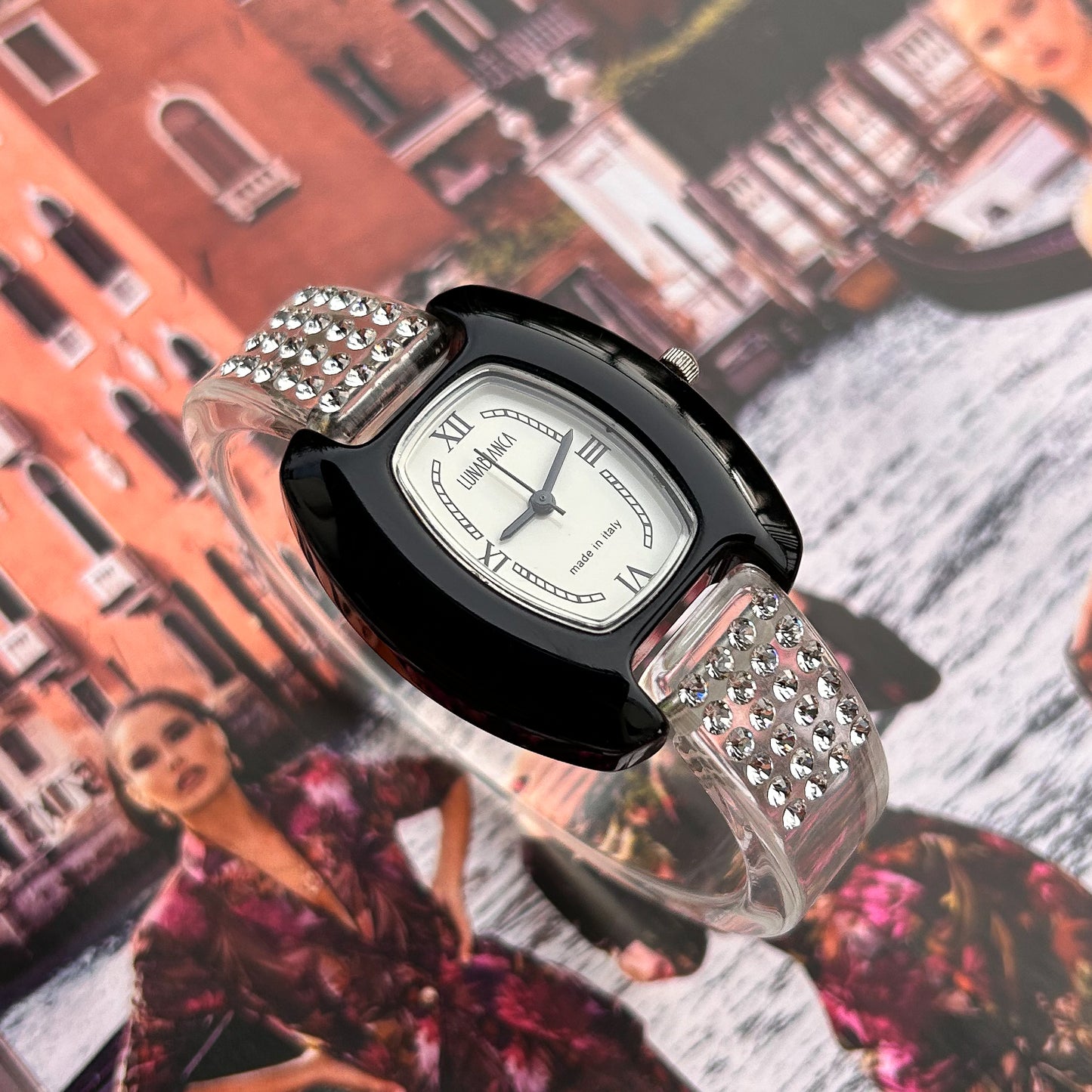 2000s, "LUNABIANCA". Made in Italy 🇮🇹 Vintage Wristwatch ✨