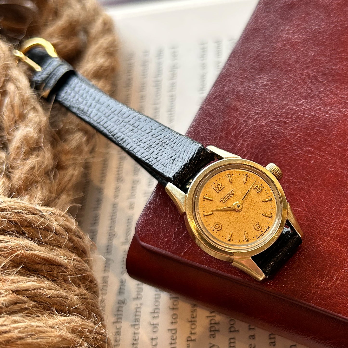 1957s "TISSOT" Mechanical Women's Watch ❤️ SWISS MADE 🇨🇭